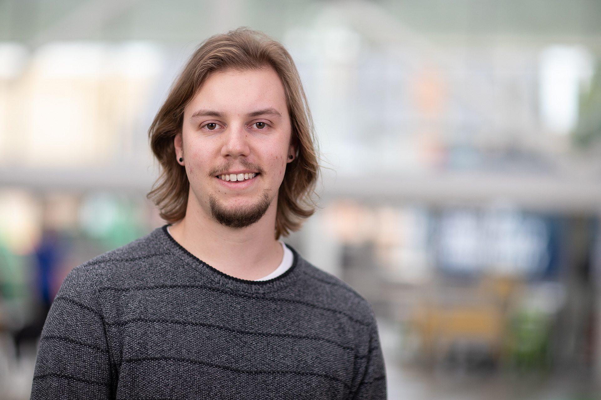 Alex Priest Headshot