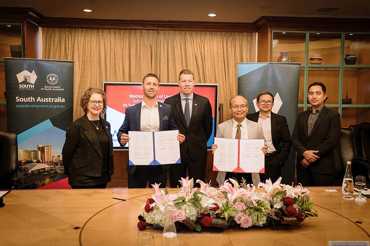 Myriota Telkomsat Mo U signing